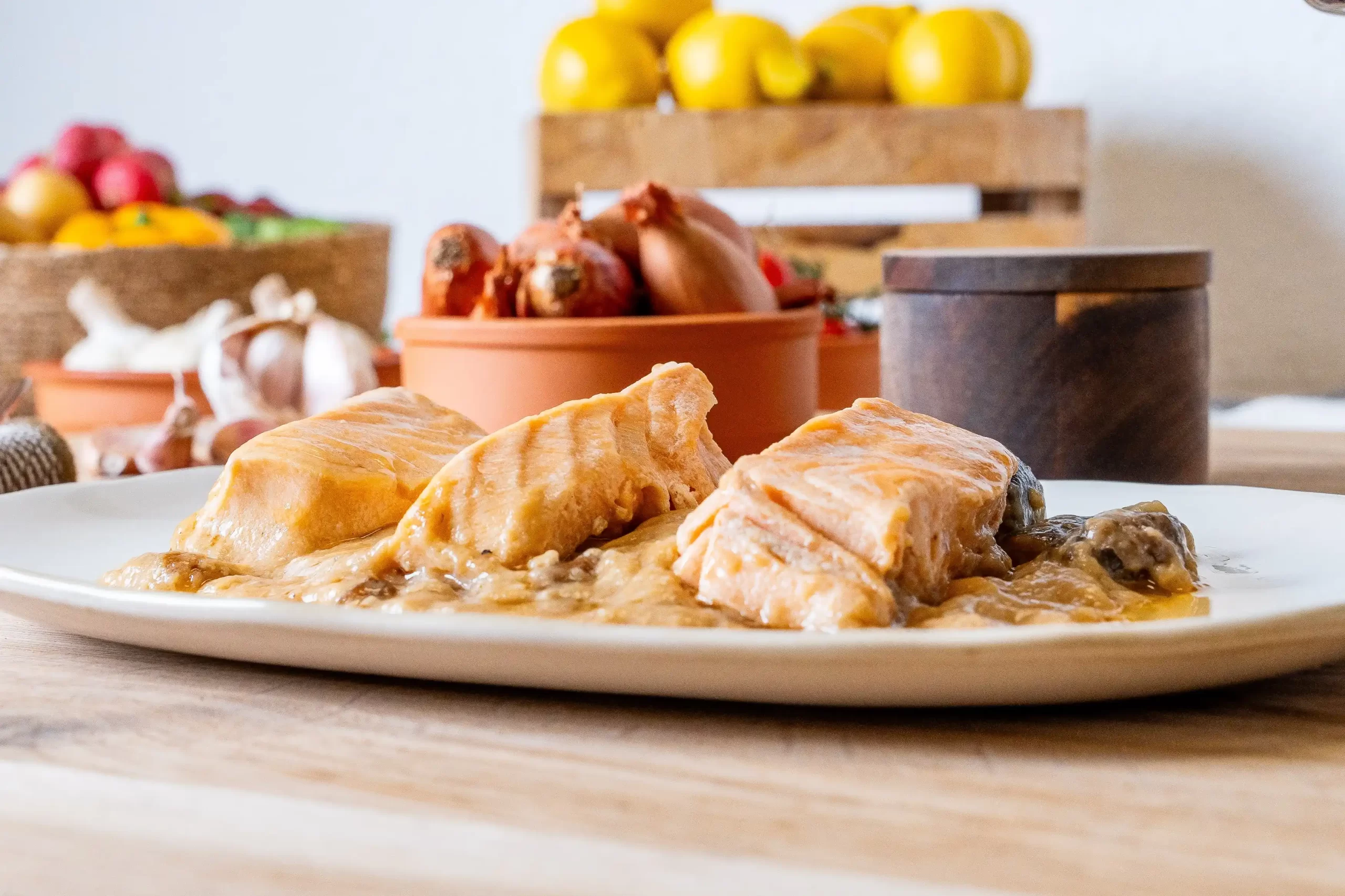 Lomo de Salmon en Salsa Boletus - Imagen 2